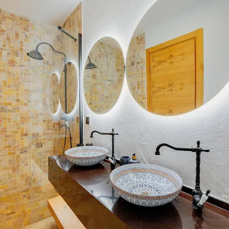 Luxury אלאקאטי